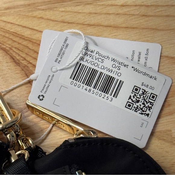 NWT Lululemon Dual Pouch Wristlet Black Gold Wordmark NWT - Picture 4 of 7
